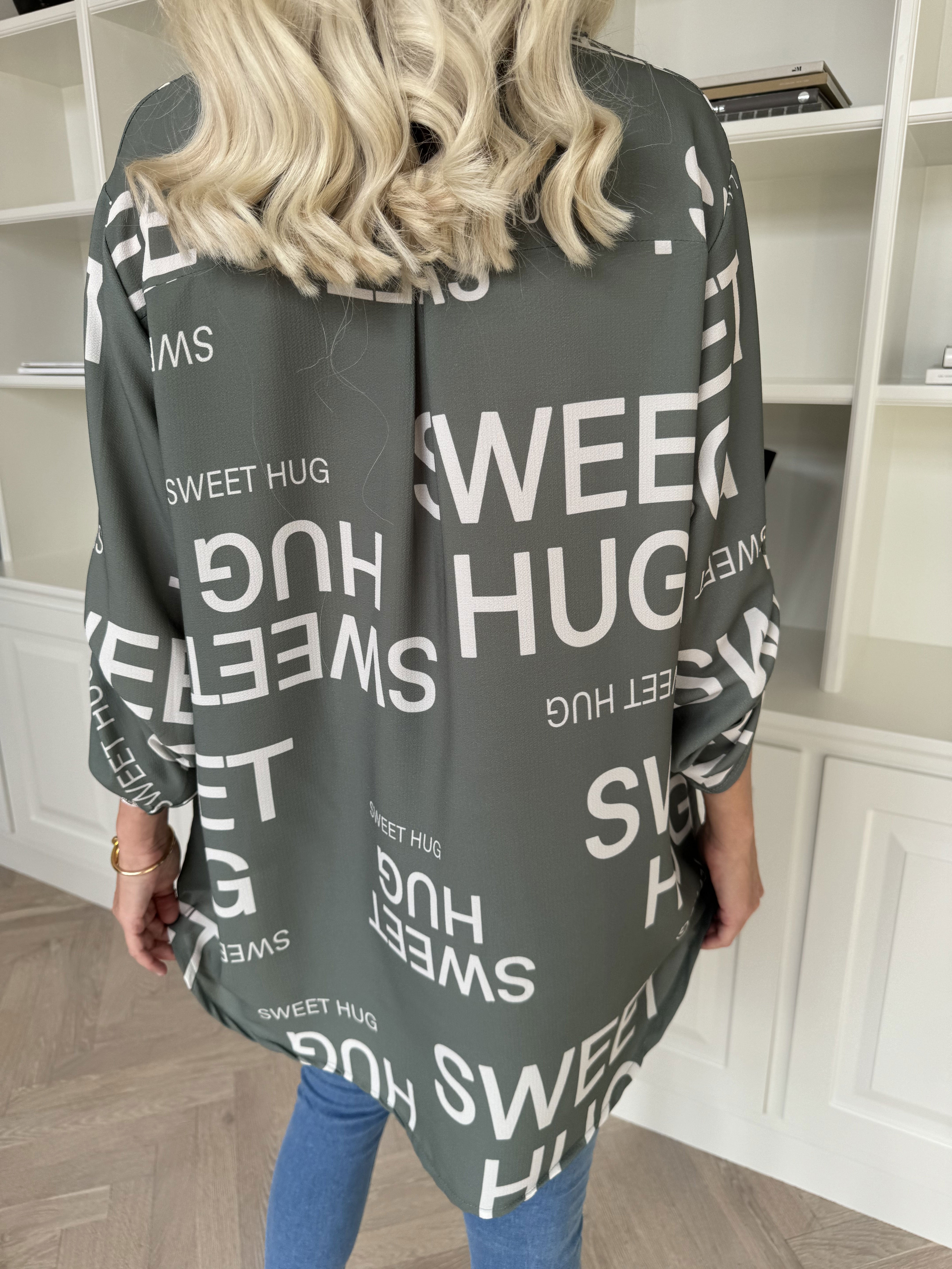 Vanesa Graphic - Söt tunika i viskos med text